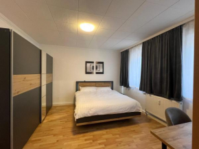 Bequemes Zimmer in moderner Unterkunft My Pension Duisburg